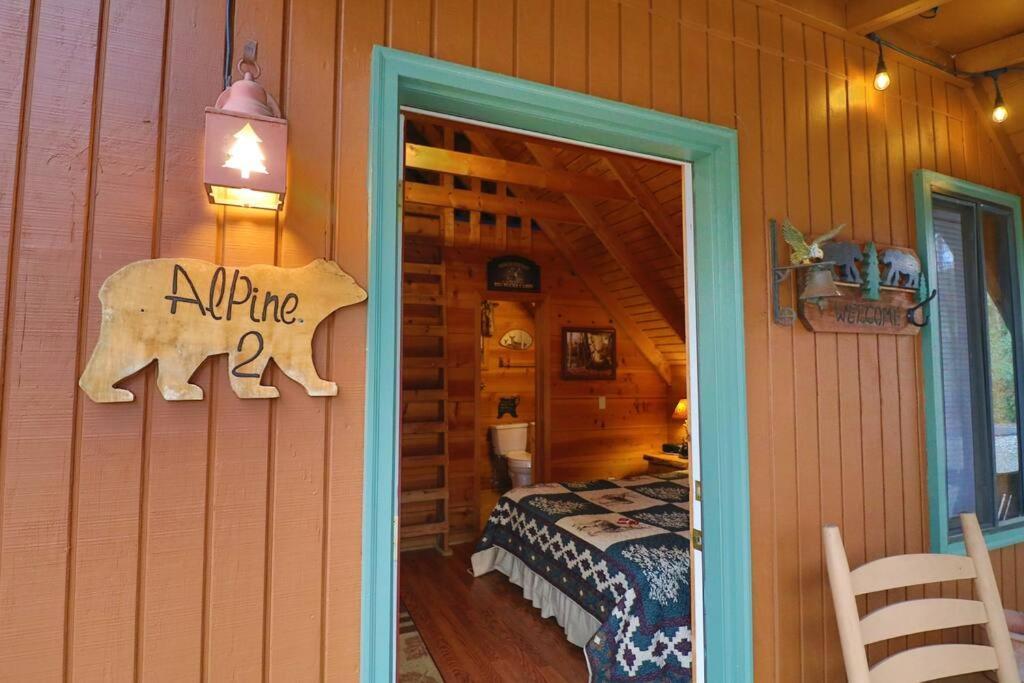 Cozy Cabin W/ Fireplace 3 Minutes To Helen! #2. Екстер'єр фото