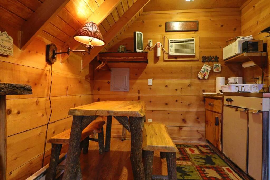 Cozy Cabin W/ Fireplace 3 Minutes To Helen! #2. Екстер'єр фото